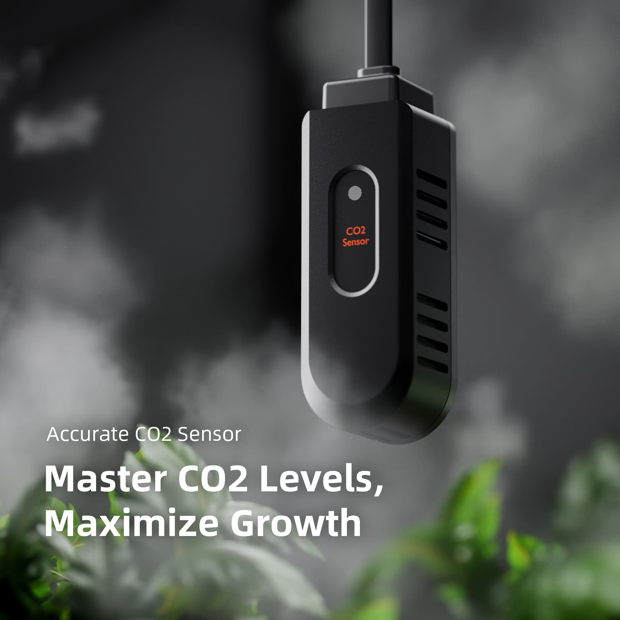 Spider Farmer CO₂-sensor hängande över bladverk – exakt mätning för optimerad tillväxt./Spider Farmer CO₂ sensor hanging above foliage—accurate readings for optimized growth.